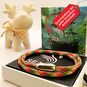 Armband SeaKing XMAS Edition – handgefertigtes Weihnachtsarmband mit grün-rotem Maritau, Edelstahlverschluss und Geschenkbox