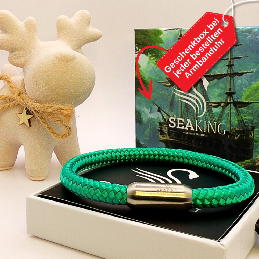 Armband SeaKing XMAS Edition – smaragdgrünes nautisches Armband mit robustem Magnetverschluss aus Edelstahl, perfektes Weihnachtsgeschenk in Geschenkbox