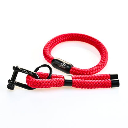 Rote Beete Set mit Armband und Schlüsselanhänger aus dunkelblauem Segeltau
