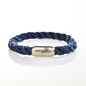 Armband SeaKing Storm Coast aus echtem Segeltau mit Magnetverschluss, handgefertigt in Deutschland
