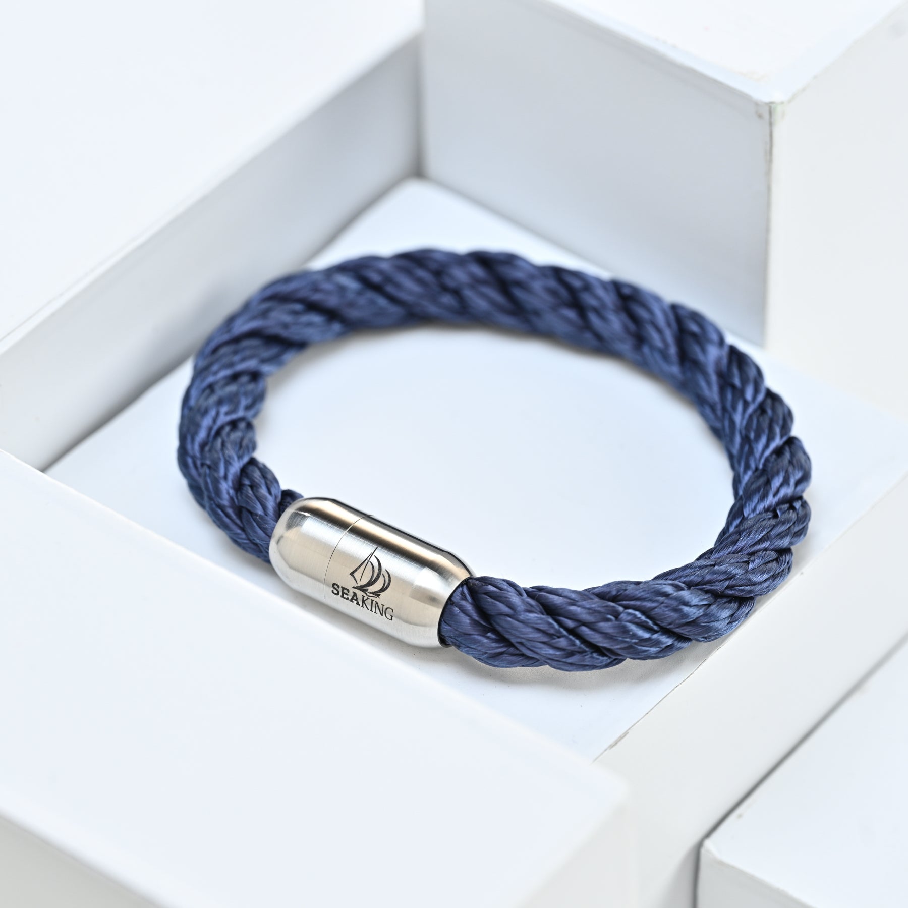 handgefertigt Armband SeaKing Storm Coast aus Segeltau
