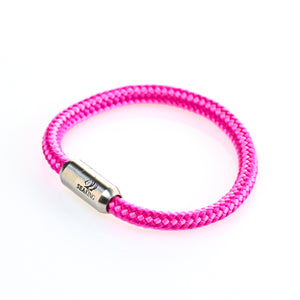 Pinkes Armband aus Segeltau mit Magnetverschluss – handgefertigt

