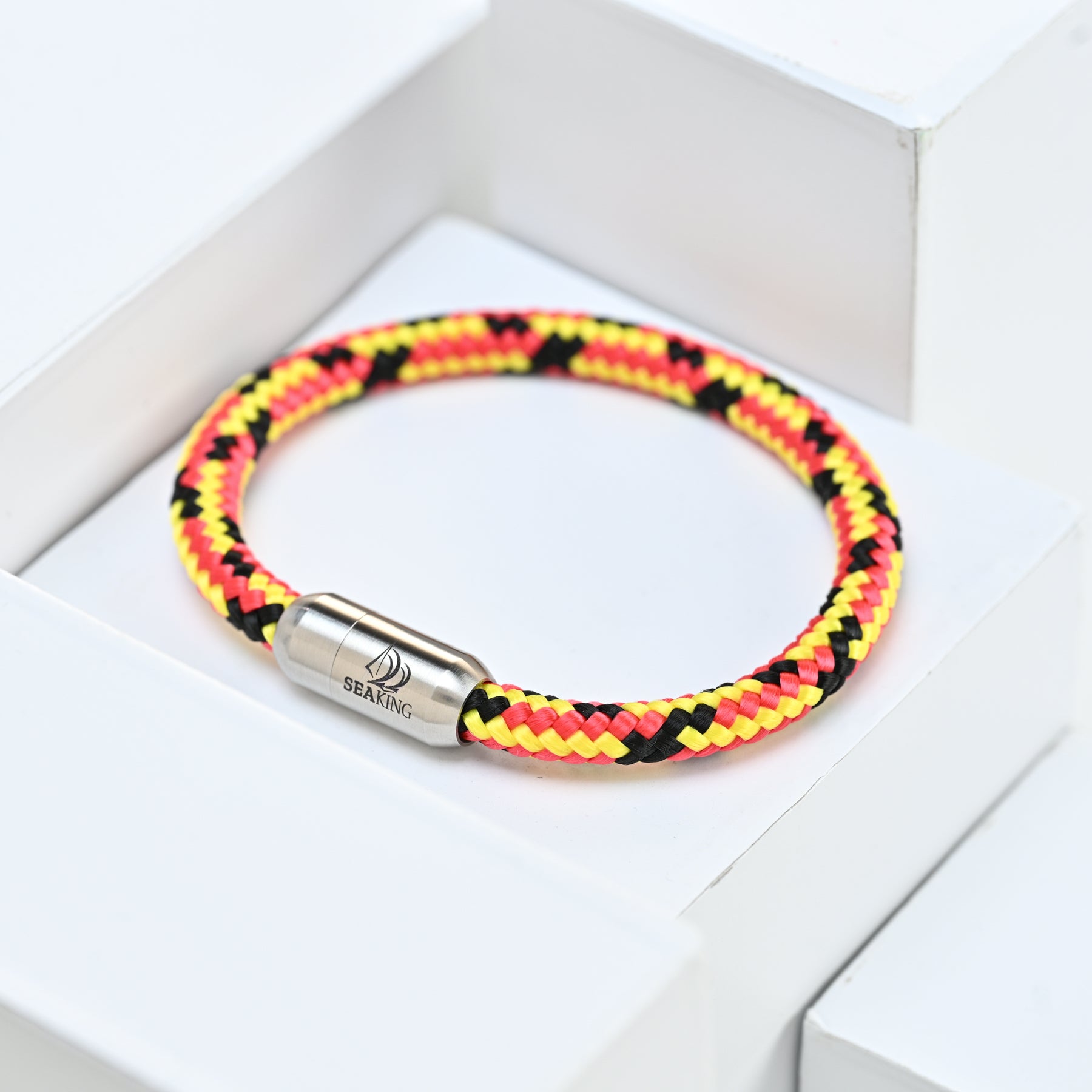 handgefertigt Armband SeaKing Zugspitze – Segeltau Design in Deutschland gefertigt
